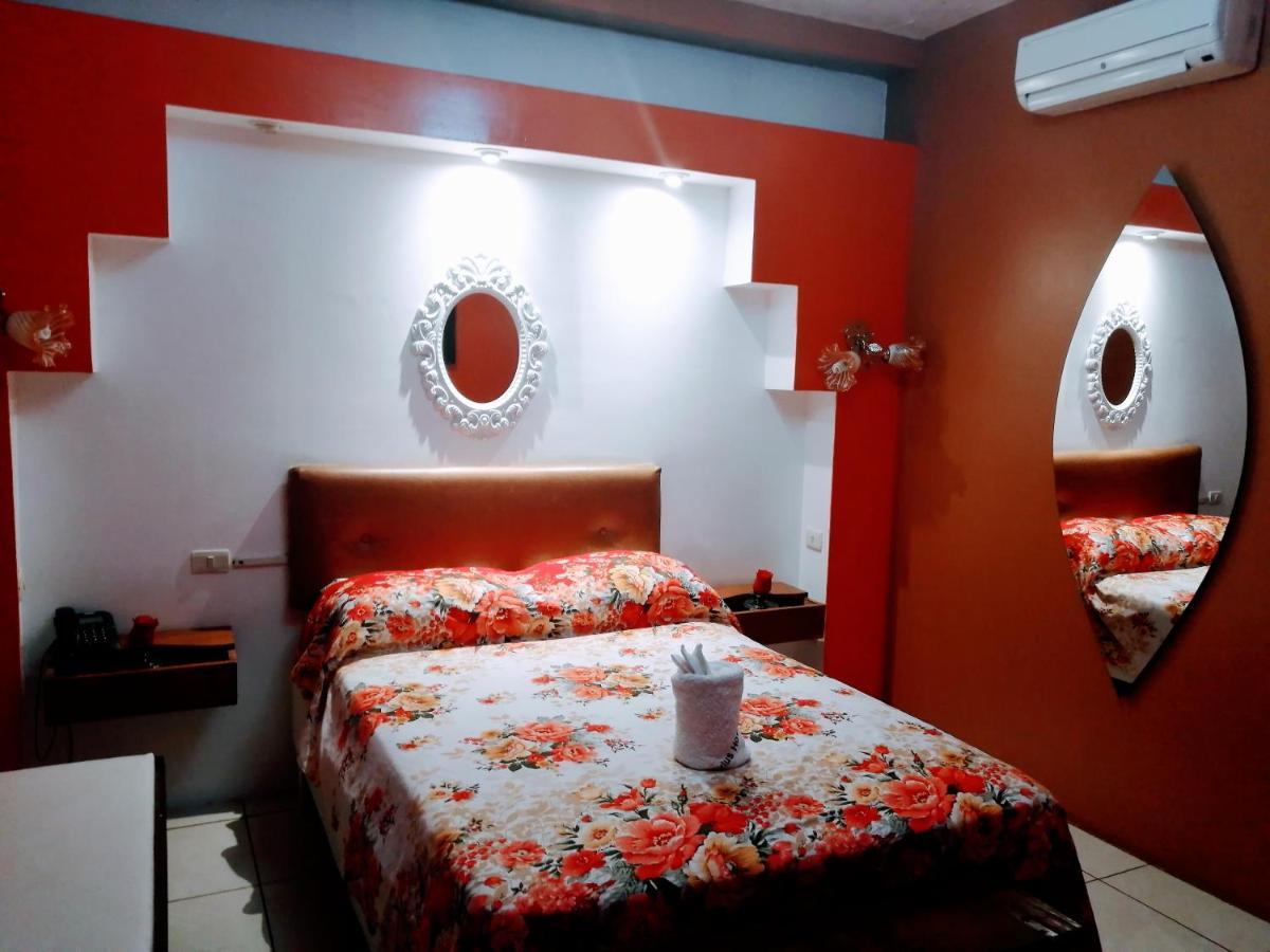 Stylus Hotel Iquitos Ngoại thất bức ảnh